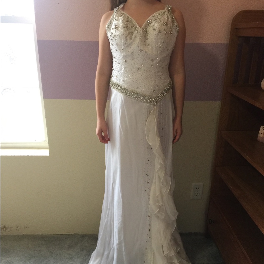 Wedding / prom dress